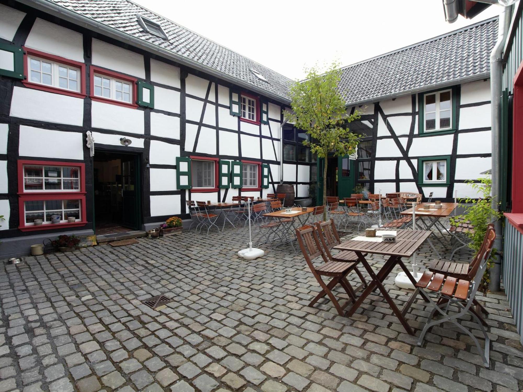Nostalgic Apartment In The Eifel Region Schleiden Exterior foto