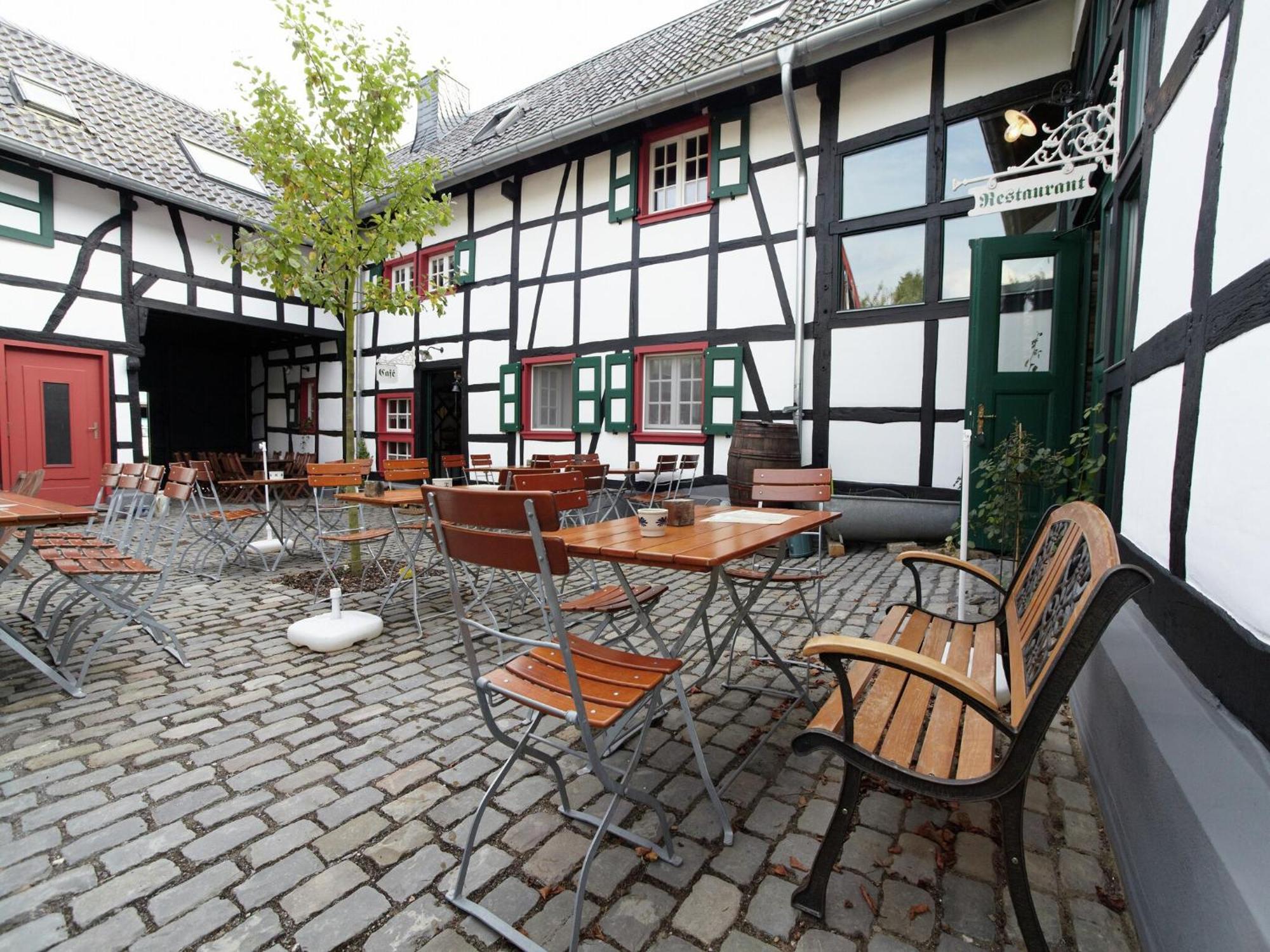 Nostalgic Apartment In The Eifel Region Schleiden Exterior foto